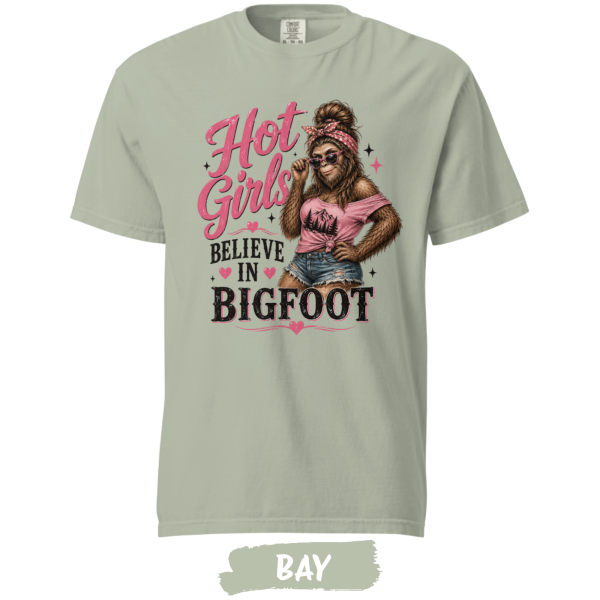 hot-girls-believe-in-bigfoot-comfort-colors-t-shirt-bay hot-girls-believe-in-bigfoot-comfort-colors-t-shirt-bay
