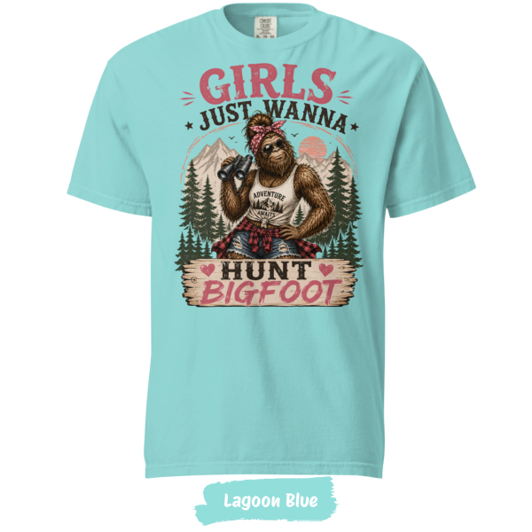 Girls Just Wanna Hunt Bigfoot Shirt
