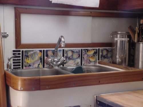 6AA907F1-2974-4041-962B-6926DF53EB00